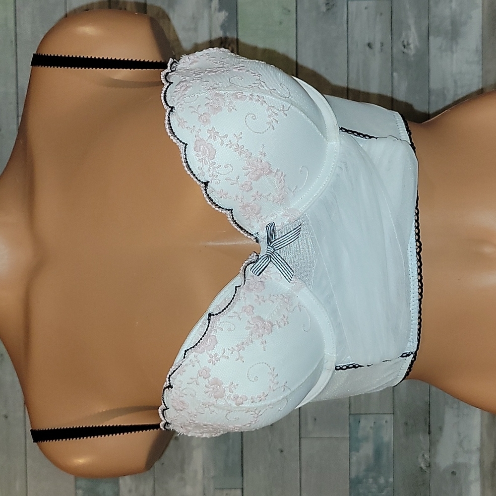 Victoria's Secret 36B Bra